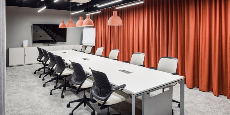 Neuvotteluhuone (visualisointi esimerkkitoteutuksesta)